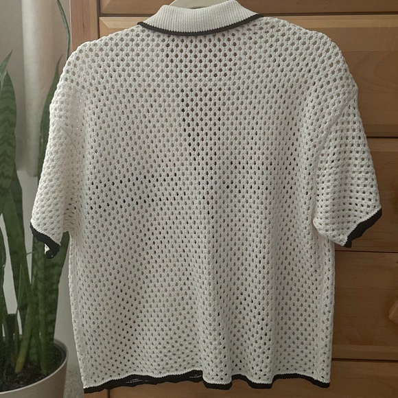 Abercrombie & Fitch Women’s Crochet Style Button-Up Polo - Picture 3 of 6